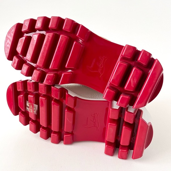 CHRISTIAN LOUBOUTIN | Dune Buckle Red Sole Ankle Platform Booties White Leather - Picture 16 of 16